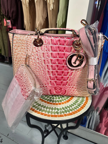 Blush Pink HandBag 💝