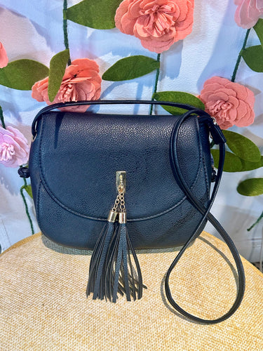 Black Front Tassel
