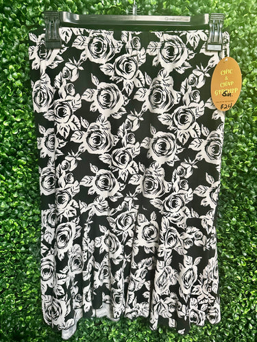 Black/White Floral Casual Skirt
