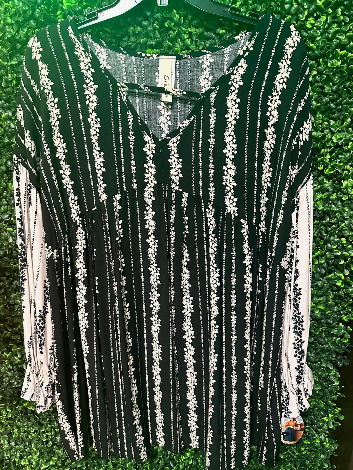 Black & White Floral Top/Tunic