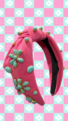 FLORAL STUD