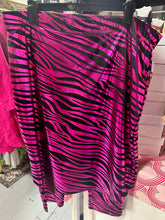 Load image into Gallery viewer, Tiger Print Athletic Skirt W/ Leggings