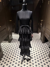 Load image into Gallery viewer, FUNKY PLEATED RUFFLE