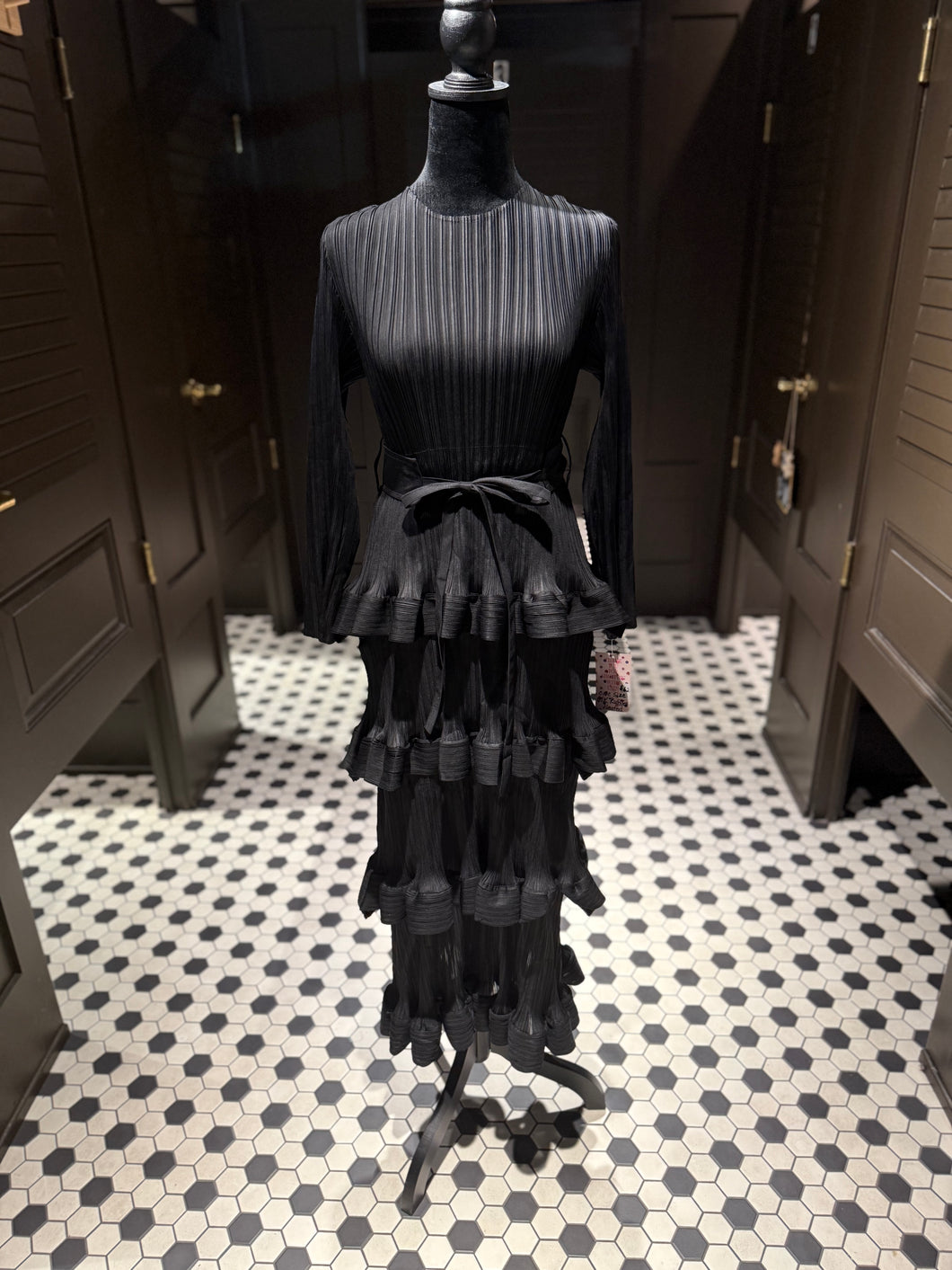 FUNKY PLEATED RUFFLE