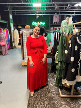 Load image into Gallery viewer, Flowy Lace Maxi Dress (2 Options)