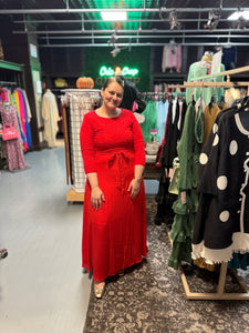 Flowy Lace Maxi Dress (2 Options)
