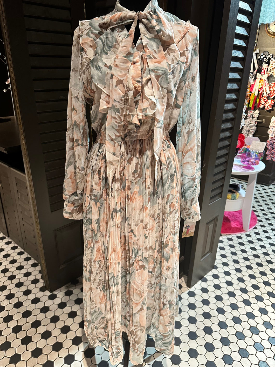 Pink/Green/Brown Floral Pleated Dress