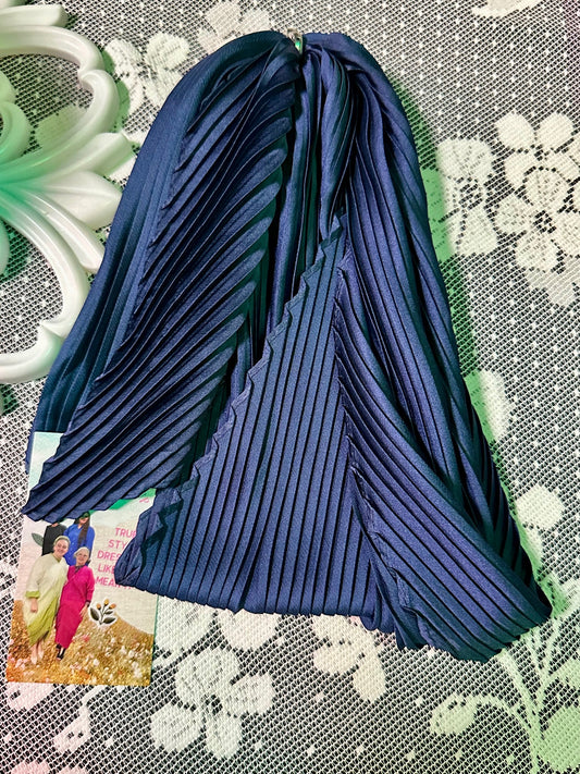 Navy Blue Pleated Neck Scarf