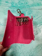 Load image into Gallery viewer, Key Holder/Separator for Keyring (7 Options)