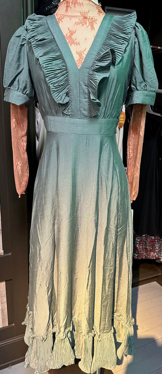 🏝A Warm Welcome🏝 Ruffled Dress