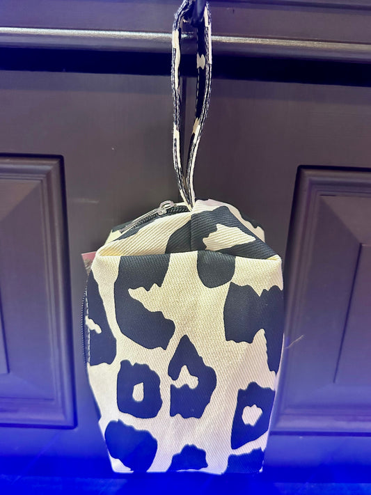 Small Leopard Cosmetic Bag (2 Options)