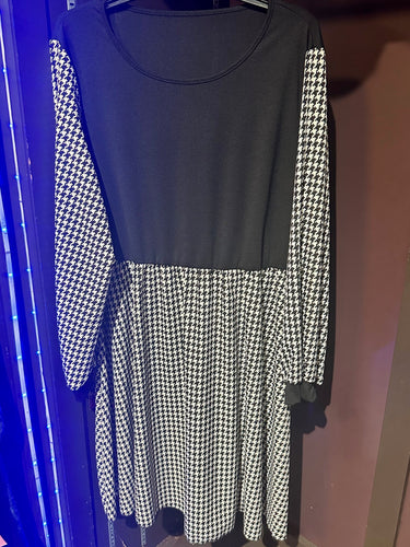 Houndstooth Tunic/Dress Plus Size