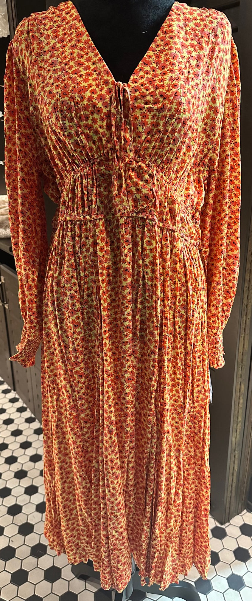 Beautiful Floral Casual Dress (2 Options)